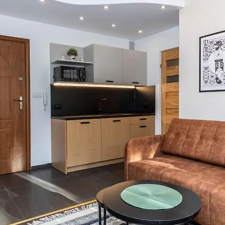 Udanypobyt Przy Dolinach A I B