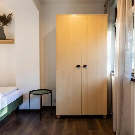 Udanypobyt Przy Dolinach A I B Apartament *