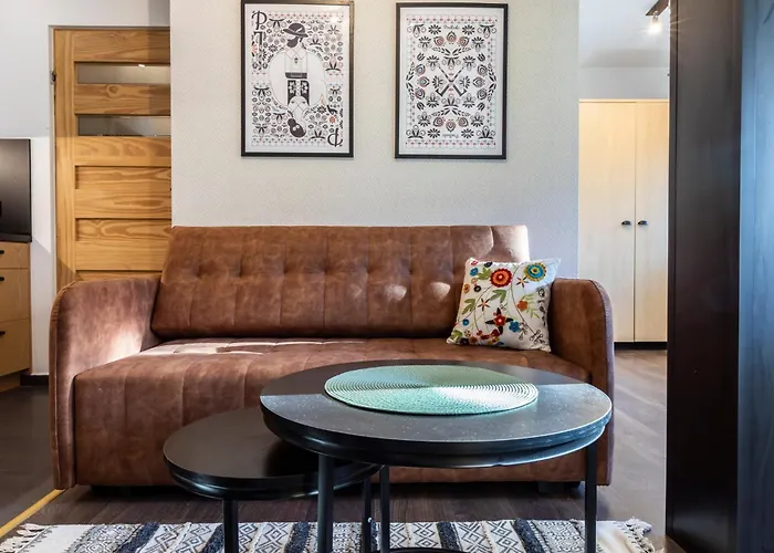 Udanypobyt Przy Dolinach A I B *