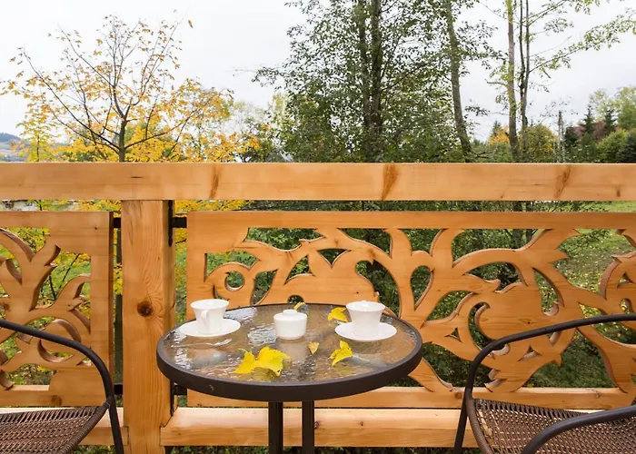 Udanypobyt Przy Dolinach A I B *